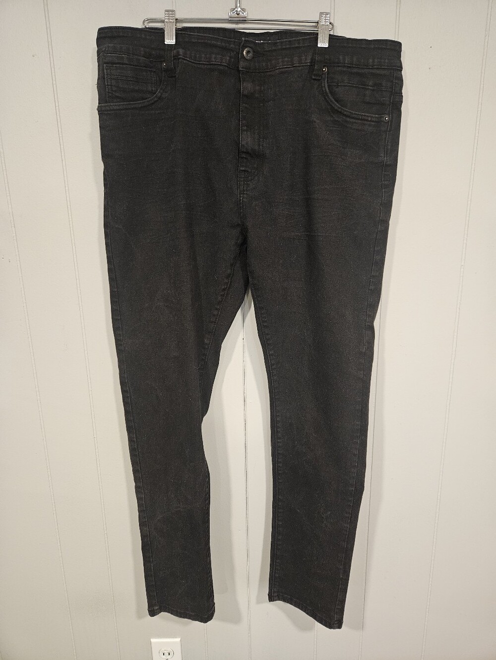 Kenneth Cole Jeans Mens Size 44x32 Tapered Fit Stretch Black Denim Measure 40x32
